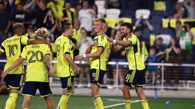 Surridge reta a Messi en la MLS