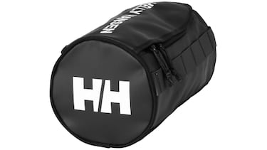 Helly Hansen tiene el neceser para todo: impermeable y con muchos bolsillos