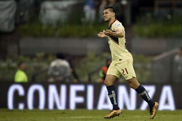 Han pasado ya tres años desde la última vez que Pumas venció al América en la liguilla de aquel Apertura 2015 en semifinales.  El cuadro auriazul tenía la oportunidad de oro de conseguir quitarse esta mala racha ante su máximo rival y la dejó escapar. Con dos hombres menos, las ‘Águilas’ sacaron el empate ante el equipo que dirige David Patiño. Sin duda hay que señalar la falta de capacidad que mostraron los felinos en la cancha del Estadio Azteca al dejar ir un resultado de esta forma. Universidad Nacional sumó su tercer partido seguido sin ganar y la situación comienza a ser apremiante.