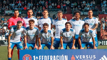Once inicial del CD Tenerife ante el Mérida en la ida.