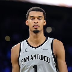 Wembanyama tears up in post NBA Cup final press conference: “I’m sorry, I lost somebody today”