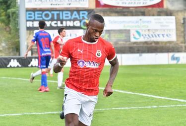 El Racing no echa el balón fuera..., y el Amore lo sabía