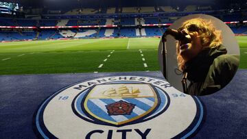 Atención al mural de Liam Gallagher de Oasis fuera del estadio del Manchester City