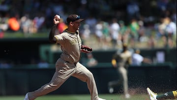 SACRAMENTO, CALIFORNIA - APRIL 09: Jose Iglesias #7 of the San Diego Padres turns two in the fifth inning against the Athletics at Sutter Health Park on April 09, 2025 in Sacramento, California. Scott Marshall/Getty Images/AFP (Photo by Scott Marshall / GETTY IMAGES NORTH AMERICA / Getty Images via AFP)