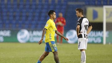 Las Palmas 1 - 2 Oviedo: resumen, goles y resultado