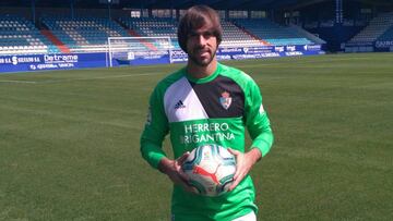 La posible salida de Lunin abre la puerta al regreso de Caro