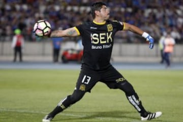 Futbol, Universidad de Chile vs Union EspaÃ±ola
SÃ©ptima fecha, campeonato de Clausura 2016/17
El jugador de Union EspaÃ±ola  Diego Sanchez controla el balon durante el partido de primera division contra Universidad de Chile vs Union EspaÃ±ola durante el partido de primera division disputado en el estadio Nacional de Santiago, Chile.
19/03/2017
Christian Iglesias/Photosport
*************

Football, Universidad de Chile vs Union EspaÃ±ola
7th date, Clousure Championship 2016/17
Union EspaÃ±ola's player Diego Sanchez controls the ball during the first division football match against Universidad de Chile, Union EspaÃ±ola during the first division football match at the Nacional stadium in Santiago, Chile.
19/03/2017
Christian Iglesias/Photosport