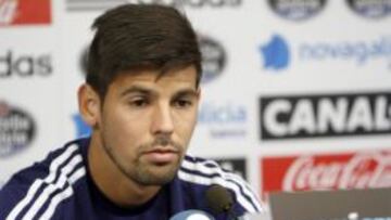 Nolito: "No renunciamos a nada ante el Atlético de Madrid"