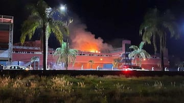 Gran incendio en el autódromo de Termas de Río Hondo