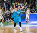 Doncic roza el triple-doble ante el madridista Hezonja