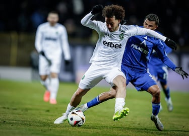 Julio Velázquez, milagro en el fútbol búlgaro