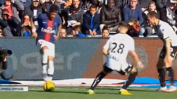 Con Neymar y su nuevo regate volvi車 la pol谷mica: ?fantas赤a pura o provocaci車n al rival?