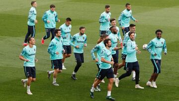 Los jugadores del Levante, en el Ciutat.