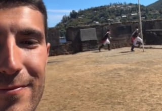 Recrean una batalla de España contra Chile y atención a los protagonistas: muy grande