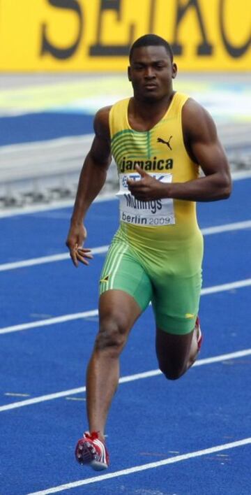 Atleta Jamaicano, el 4 de junio de 2011 en Liga de Diamante en Eugene consiguió su mejor registro 9,80s en los 100m.