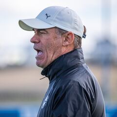 Entrenamiento de la base con componentes de las primeras plantillas