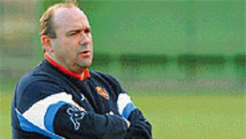 <b>EXIGENTE</B>. Paco Flores asegura que el Zaragoza podía haber sacado algo más que un empate.