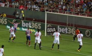 Sevilla - Atlético de Madrid. 0-1. Diego Costa marca el primer gol.