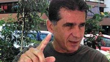 <B>PRIMERAS REFLEXIONES</B>. Queiroz explica a la enviada de AS en Lisboa sus métodos de trabajo.