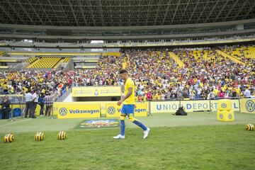 La presentación de Vitolo con Las Palmas, en imágenes