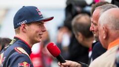 Max Verstappen atendiendo a la prensa durante el GP de Australia.