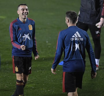 Iago Aspas y Saúl Ñí­guez.