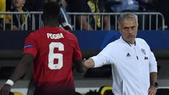 Pogba se saluda con Mourinho en el partido de Champions frente al Young Boys.
