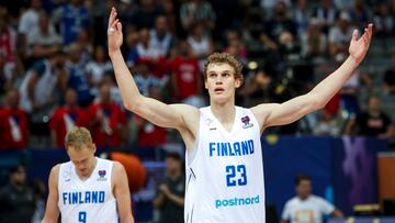 Lauri Markkanen of Finland celebrates during the FIBA EuroBasket 2022 group stage match between Finland and Czech Republic in Prague, Czech Republic, 06 September 2022.