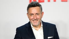 Mikel Santiago, autor de ‘La chica del lago’: “Todo podemos sentirnos alienados con nuestro trabajo”