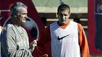 <b>OTRA BAJA.</B> La ausencia de Baraja se suma a las de los lesionados Ayala y Vicente.