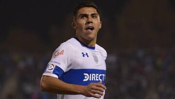 El jugador de Universidad Catolica Cesar Pinares, celebra su gol contra Deportes Antofagasta.