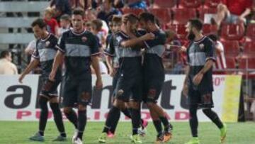 Sergio León conecta al Elche con la cabeza de la tabla