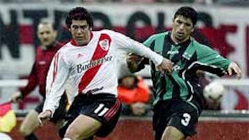 <b>PROTAGONISTA.</B> El chileno Marcelo Salas acaparó la atención en la primera jornada del Apertura.