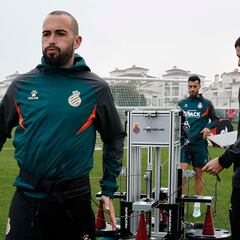 Aleix Vidal: “Sería un error estar pensando en el derbi”