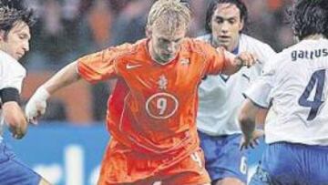 <b>GOLEADOR NATO. </b>Kuijt ha conseguido convencer a los distintos seleccionadores de Holanda con lo que mejor sabe hacer: marcar goles.