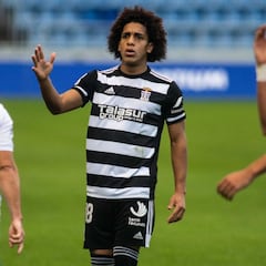 Carrasquilla, en el punto de mira del Huesca