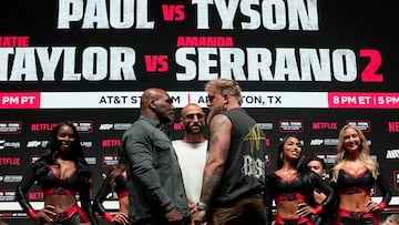 The bout was originally slated for 20 July at at the AT&T Stadium in Arlington, Texas, but has been pushed back to 15 November.