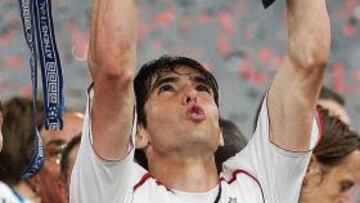 <b>TODO APUNTA AL DOBLETE. </b>Kaká será el gran triunfador del año.