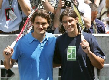 Primera vez que posan los dos juntos en la tierra de París previo a la semifinal de 2005. 