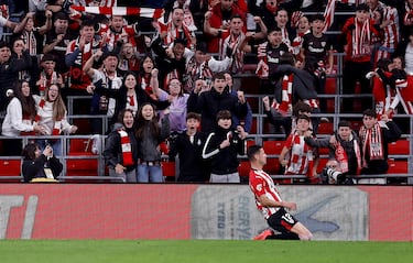 2-1. Gorka Guruceta celebra el segundo ta