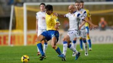 Paco Herrera toma aire en la isla con un golazo de Roger.