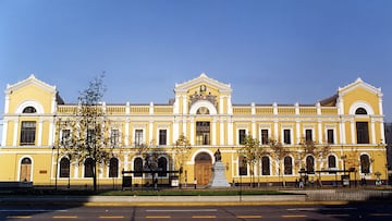 Lista completa de universidades chilenas que tienen acreditación por seis y siete años, según el CNA