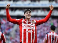 Armando Gonzalez celebrates his goal 1-0 of Guadalajara during the 1st round match between Guadalajara and Pachuca as part of the Liga BBVA MX, Torneo Clausura 2026 at Akron Stadium, on January 10, 2026 in Guadalajara, Jalisco, Mexico.