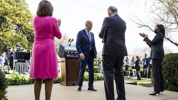 US President Joe Biden (C-L), along with Speaker of the House Nancy Pelosi (L), Senate Majority Leader Chuck Schumer (C-R) and Vice President Kamala Harris (R) departs after making remarks on the American Rescue Plan from the Rose Garden of the White Hous