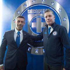 Peláez confirmó la continuidad de Caixinha y su cuerpo técnico