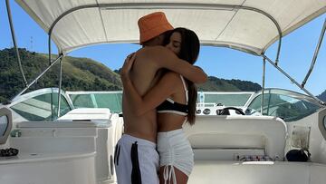 “Gracias por aparecer en mi vida y por ser tan buen hermano, amigo, hijo y pololo”