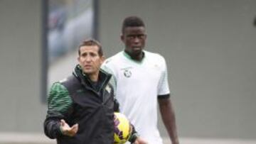 Juan Merino, t&eacute;cnico del Betis.
 