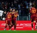 Un doblete de Malen ajusta las cuentas de la Roma con la Juventus