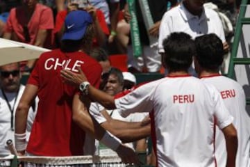 El saludo final entre Nico Jarry y Duilio Vallebuona.