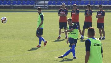El Leganés, durante una sesión de entrenamiento en Butarque.